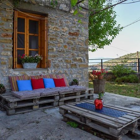 Coastal Stone Hideaway With Stunning Scenery Villa Kitriai ภายนอก รูปภาพ