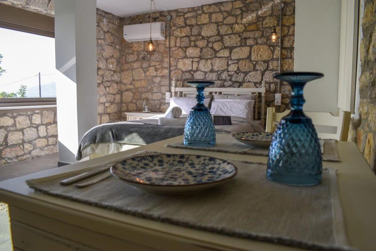 Coastal Stone Hideaway With Stunning Scenery Villa Kitriai ภายนอก รูปภาพ